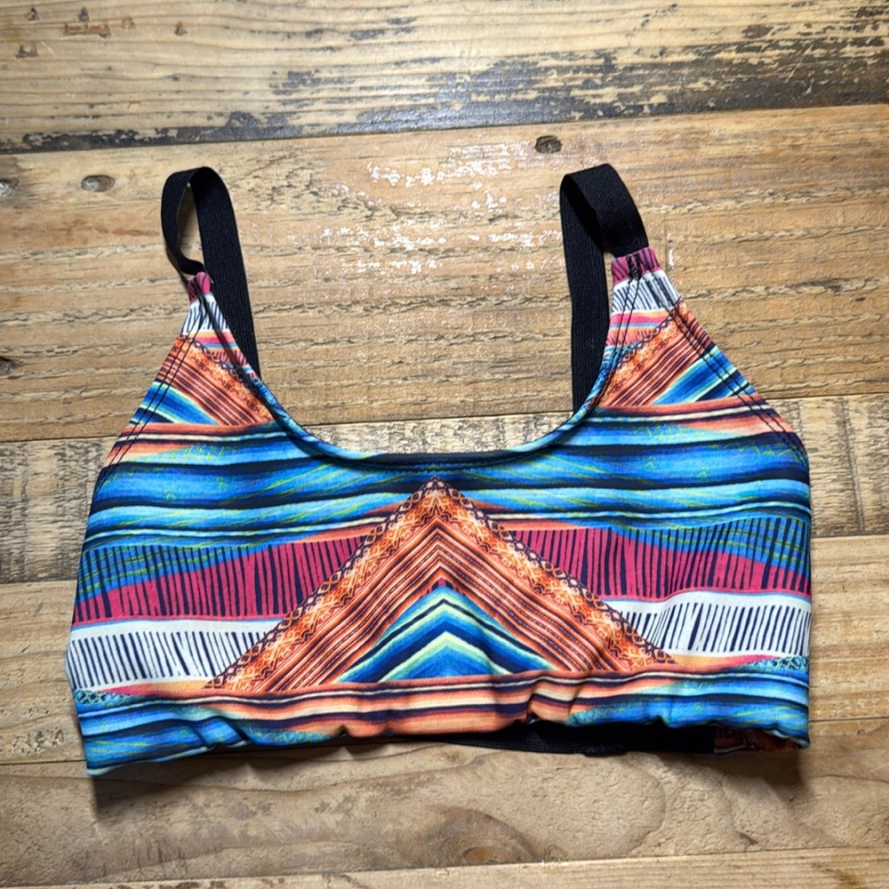 Onzie girls bra top size 8-10
